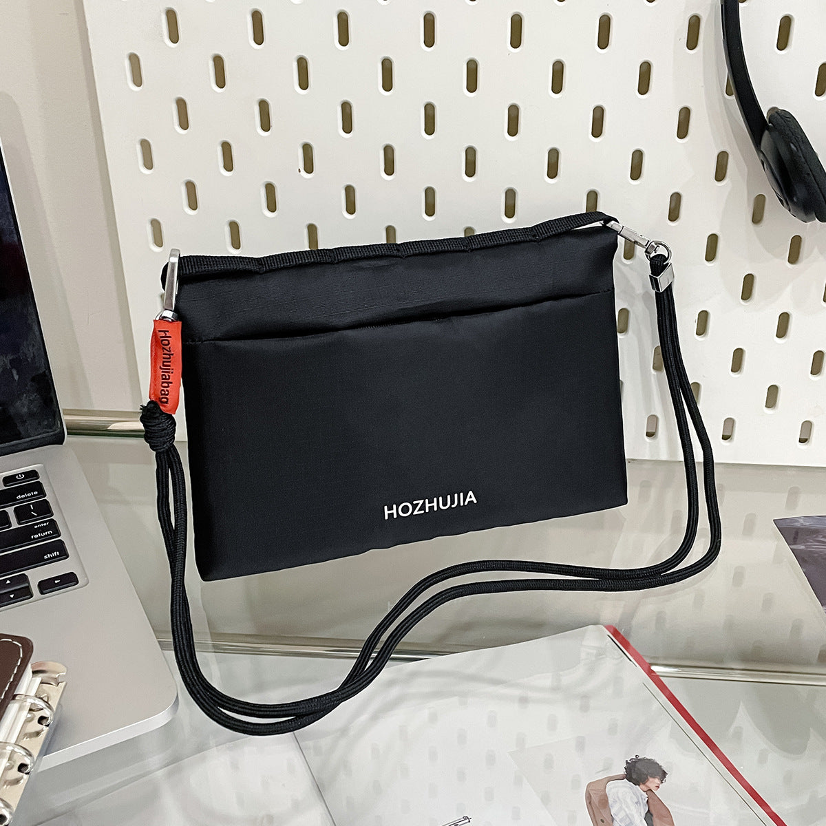 New Japanese Crossbody Bag Lightweight Exercise Cycling Shoulder Bag Commuter Work Mobile Phone Bag Outdoor Casual Envelope Package