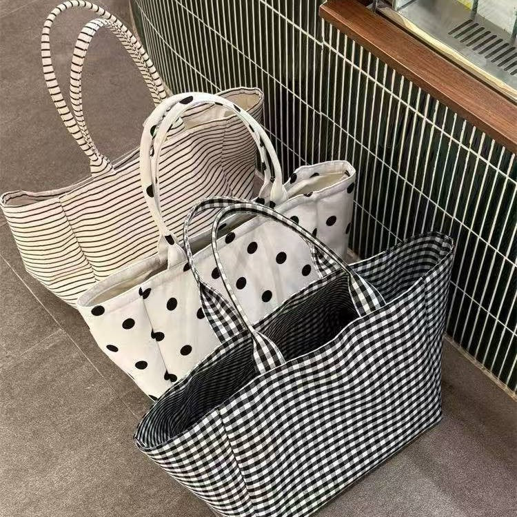 2025 New Korean Style Casual Striped Canvas Tote Bag with Large Capacity and Fashionable Design for Daily Use