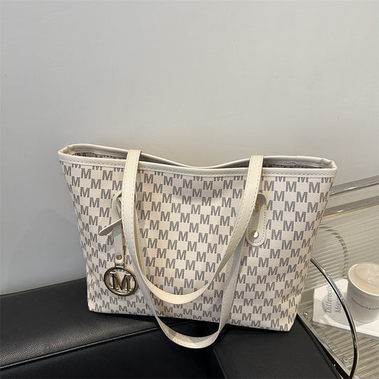 New Fashion Tote Bag Women's Large Capacity Shoulder Bag Fashion Letters Printed Commuter Handbag