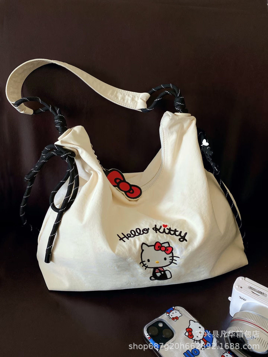 Hello Kitty Canvas Tote Bag 2025 New Summer Cute Embroidery Large Capacity Daily Commute Shoulder Bag