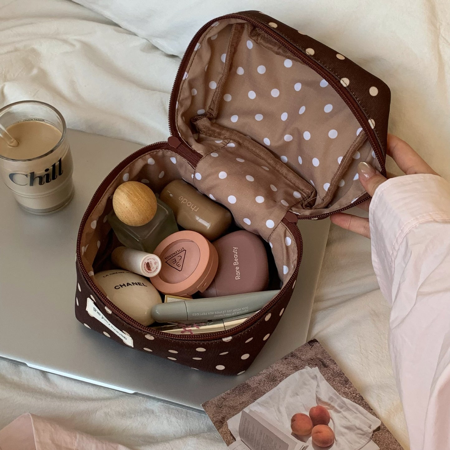 Vintage Polka Dot Cosmetic Bag with Zipper Closure - Portable Makeup Organizer for Women, Multi-functional and Washable
