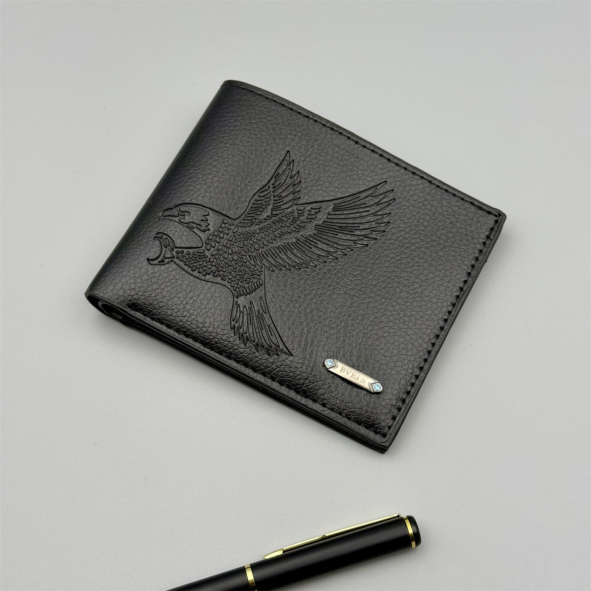 Elegant Eagle Embossed PU Leather Wallet for Men, Slim Bi-Fold Design with Breathable Interior and Stylish Animal Pattern