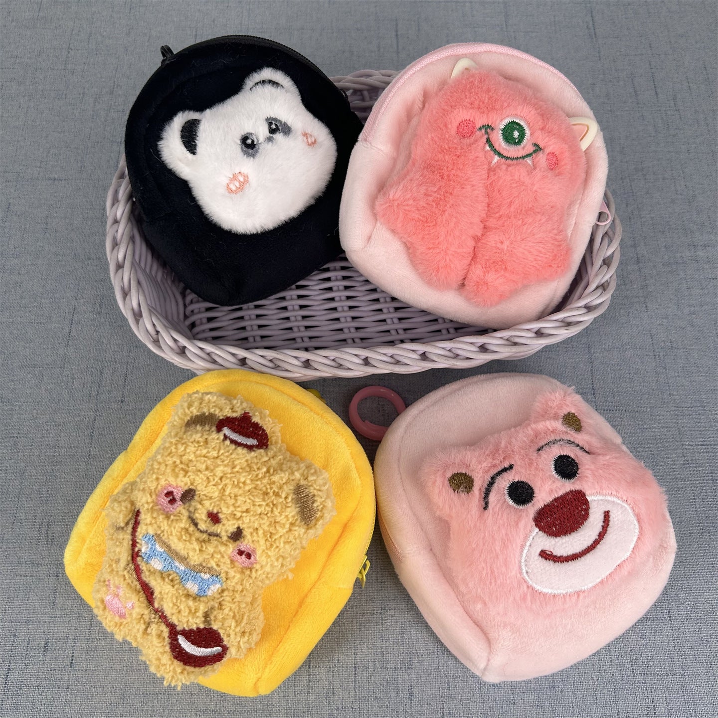Women's Wallet Cute Plush Animal Face Coin Purse with Zipper Soft and Adorable Mini Storage Bag Daily Carry-on Essential
