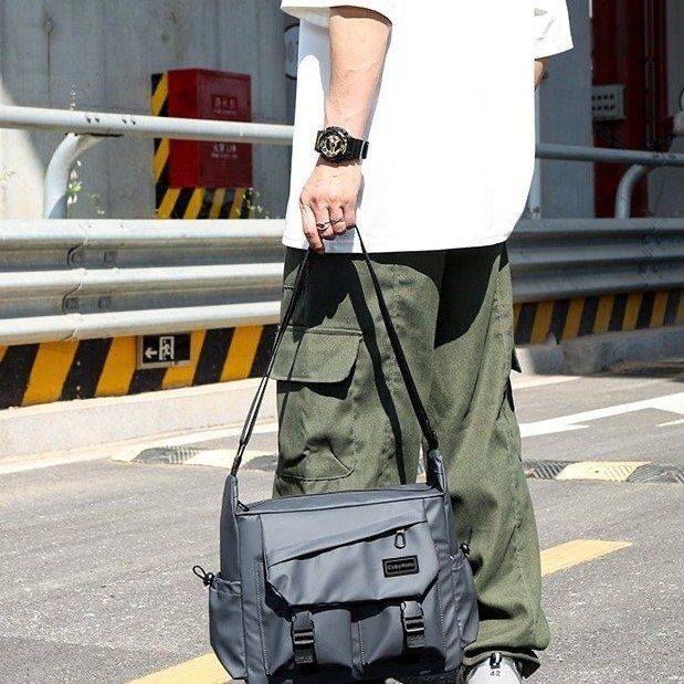 Crossbody Bag Men's Japanese Style Trendy Casual All-Matching Commuter Shoulder Bag Large Capacity Sports Outdoor Bag