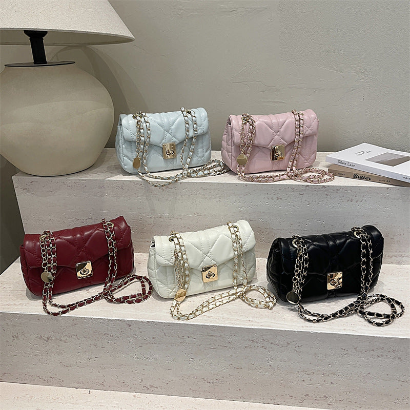 French Oil Wax Leather Women's Spring New Diamond Embroidery Thread Lock Commuter Chain Crossbody Shoulder Small Square Bag