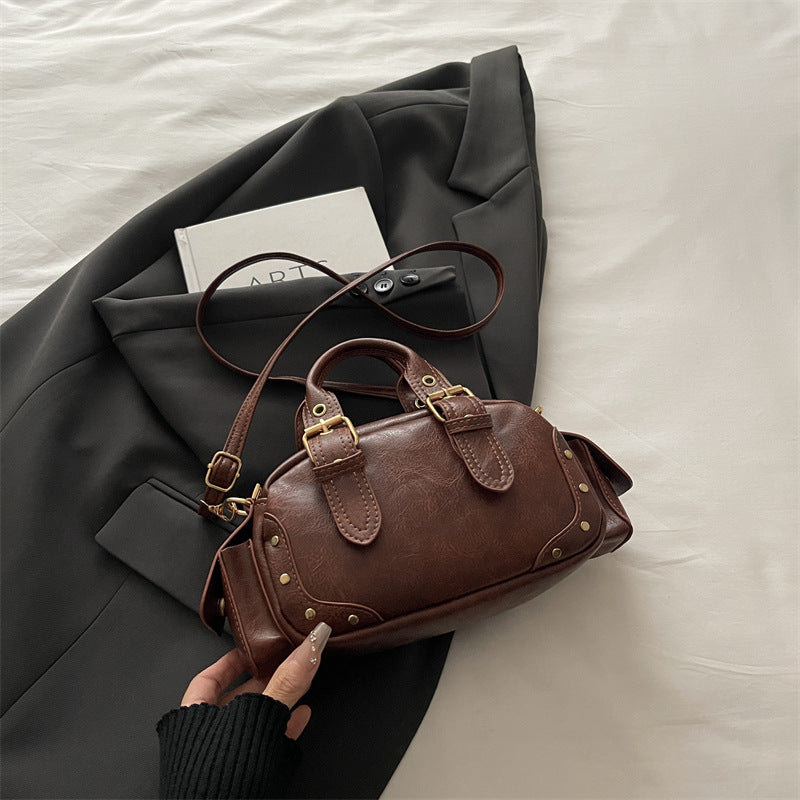 Stylish Minimalist Crossbody Bag for Women 2025 Autumn New Fashion Casual Shoulder Bag with Vintage Design and Practical Zipper Closure