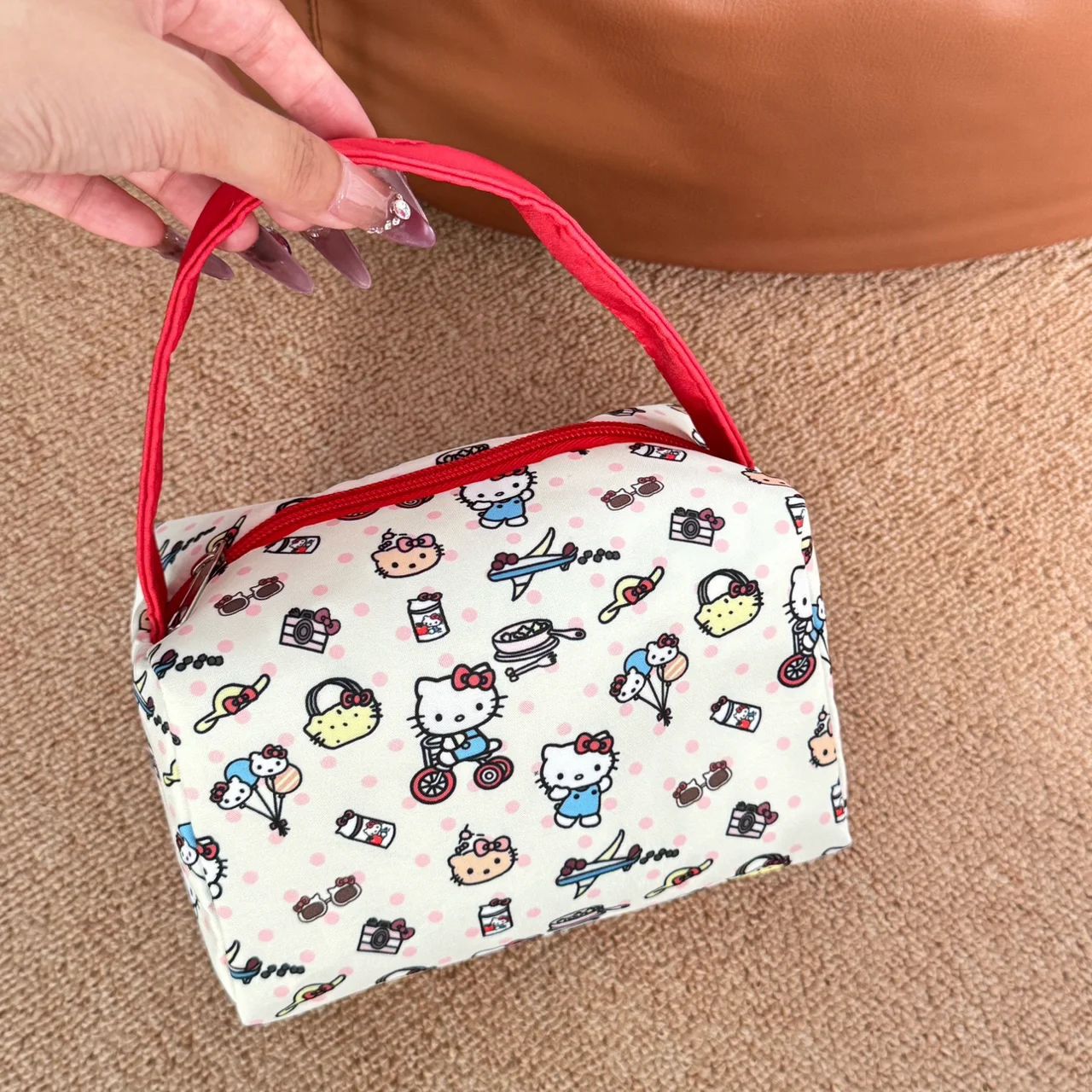 Cartoon Printing Large Capacity Women's Portable Cosmetic Bag Zipper Closed Design Daily Portable Storage Wash Bag