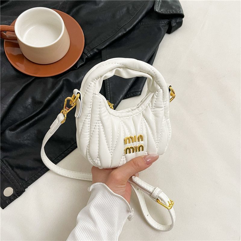 Mini Pleated Small Bag New Crescent Moon Shoulder Cloud Bag Messenger Bag Fashion High-End Versatile Handbag Women