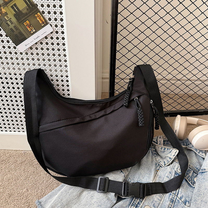 Simple Fashion Crossbody Dumpling Bag Women's Lightweight and Large Capacity Student Shoulder All-Matching Gym Bag
