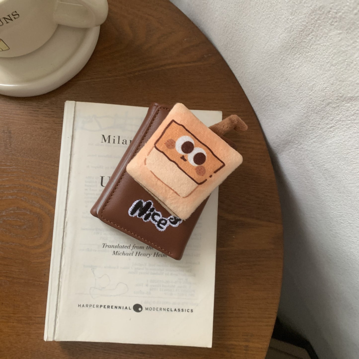 Cute Cartoon Wallet for Women with Anti-Theft Feature, Mini Trifold Design, Perfect for Daily Use and Fashion Lovers