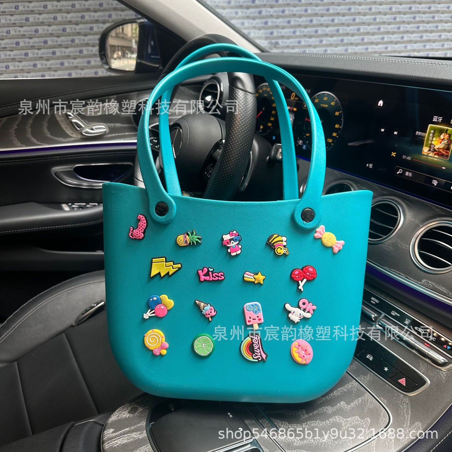 Cute Tote Cartoon Badge Women's Handbag Suitable for Beach Hole Rubber Basket