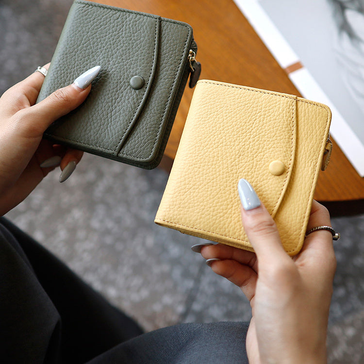 Compact Wallet for Women with Zipper Card Holder, Multi-Card Slots, ID & Cash Organizer, Urban Minimalist Design