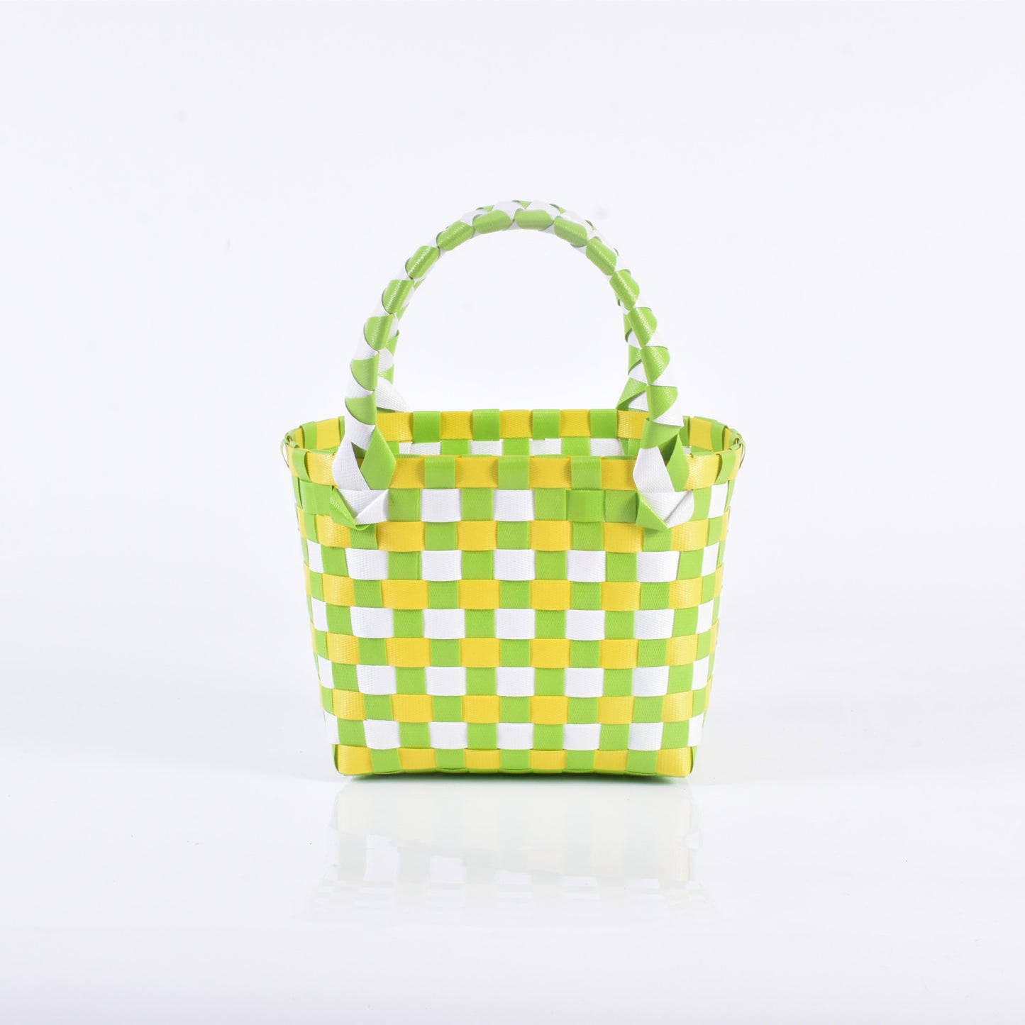 Handwoven Checkerboard Tote Bag for Women, Fashionable Beach & Daily Use, Soft PVC Material with Open Top and Inner Pockets