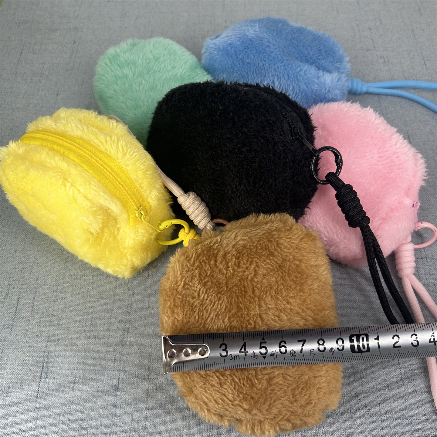 Cute Furry Coin Purse for Kids - Portable Hair Accessories Storage Bag with Zipper and Wrist Strap
