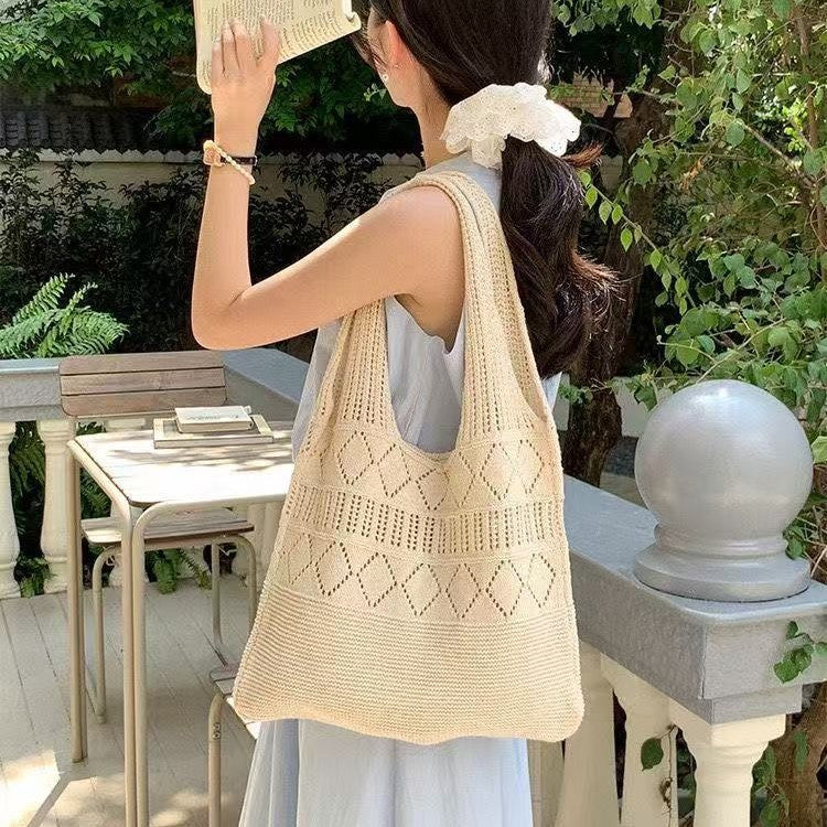 Cute Cloud Knitted Shoulder Bag Women's Large Capacity Woven Tote Bag