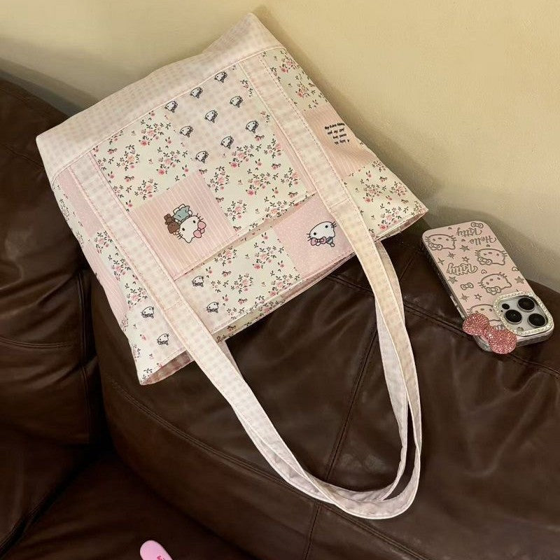 Cute Floral Kitty Patchwork Tote Bag with Zipper Closure and Multiple Inner Pockets for Daily Use
