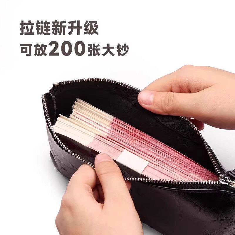 Retro Style PU Leather Wallet with Large Capacity for Cash, Passport and Cards - Soft & Lightweight Design