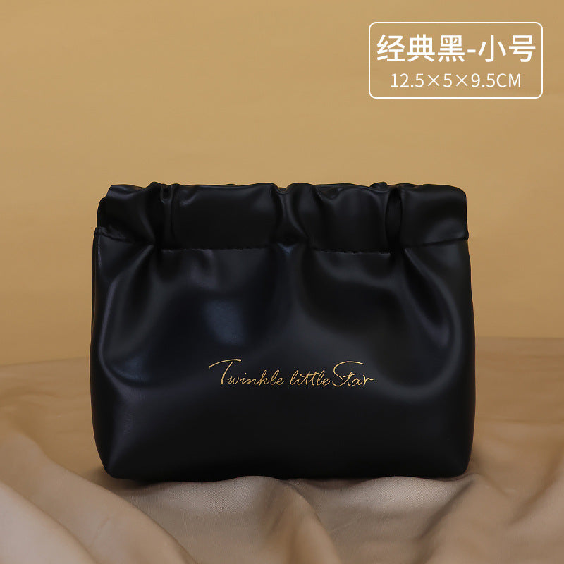 Elegant PU Travel Makeup Bag with Large Capacity and Ins Style Design for Cosmetic Storage