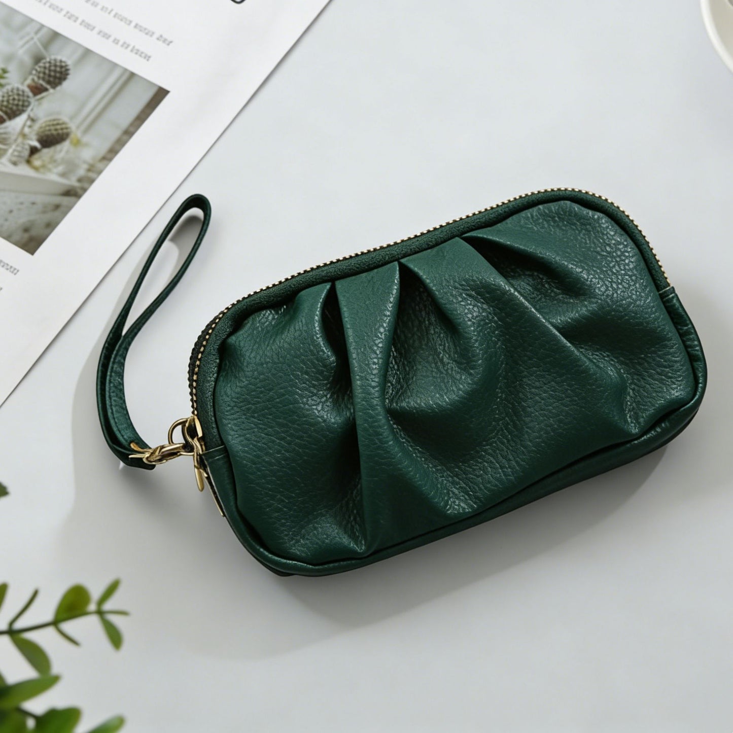 Elegant Pleated PU Clutch Bag for Women with Large Capacity, Perfect for Daily Use and Stylish Outfits