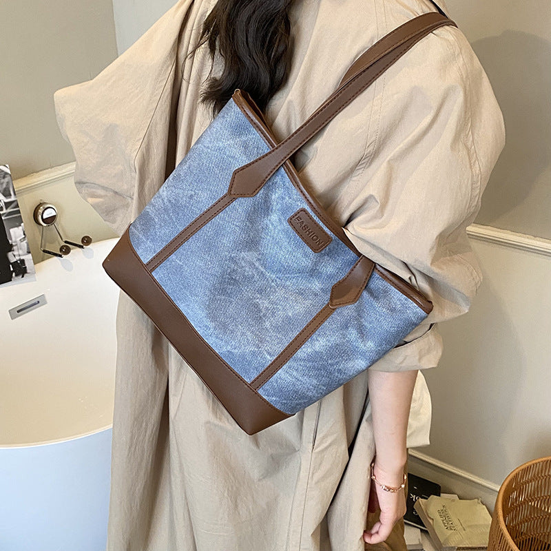 New Good-looking Commuter Bag Women's Western Style Shoulder Bag Fashion Casual Large Capacity Tote Bag