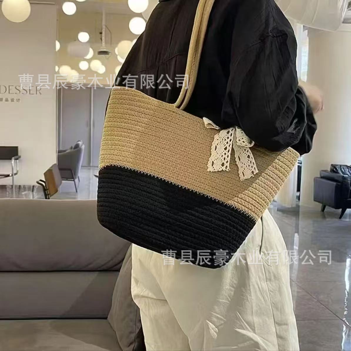 Women's Shoulder Bag Handmade Cotton String Woven Tote Bag Flower Decoration Large Capacity Commuter Travel Beach Handbag