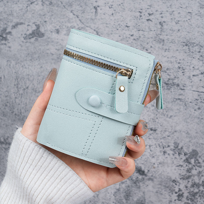 Chic Mini Wallet for Women with Zipper and Card Slots, Lightweight and Compact Design for Everyday Use