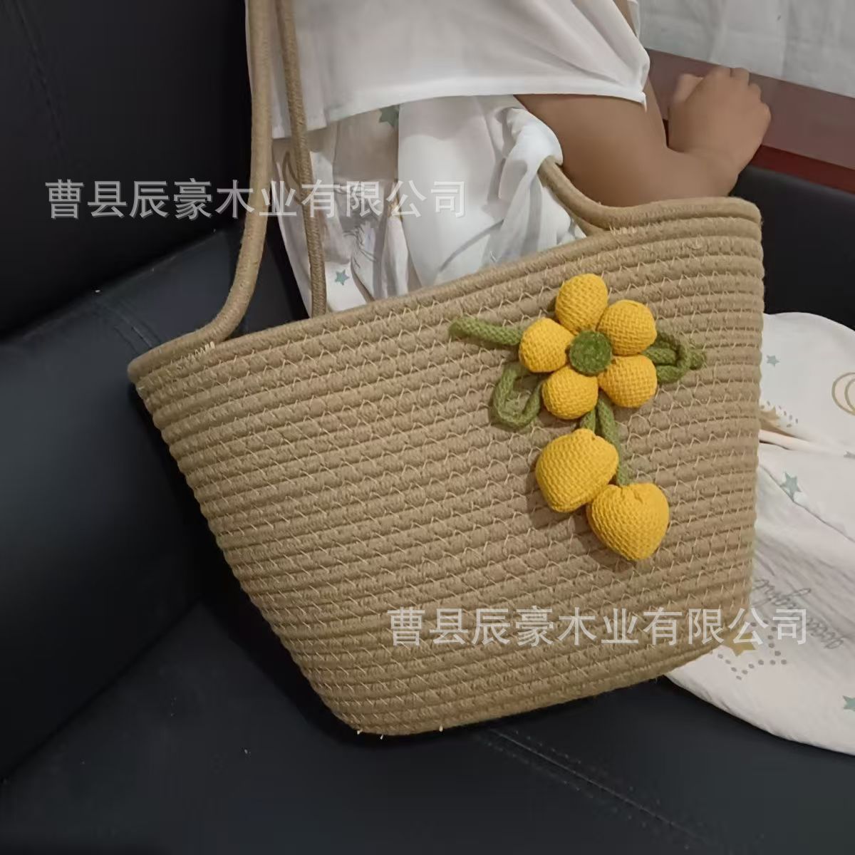 Women's Shoulder Bag Handmade Cotton String Woven Tote Bag Flower Decoration Large Capacity Commuter Travel Beach Handbag