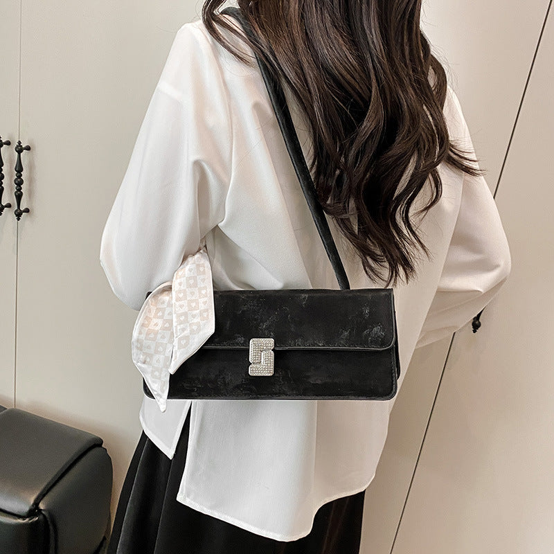 Texture Special-Interest Design Underarm Baguette Bag Women's New Fashion Silk Scarf Portable Small Square Bag Shoulder Bag