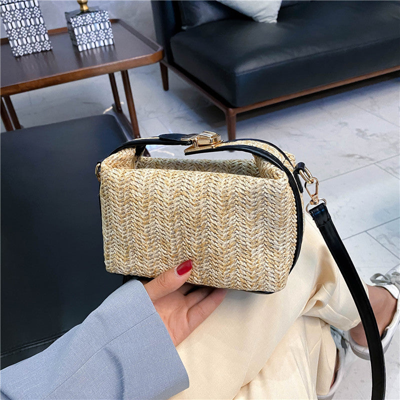 Spring and Summer Small Bags Women's New Fashionable Korean Style All-Match Messenger Bag Simple and Fresh Shoulder Straw-Weaved Handbag