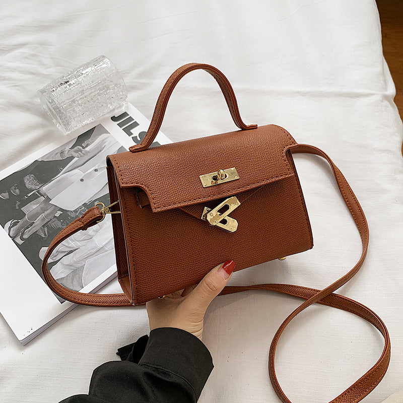 Handbag for Women Spring and Autumn New Twist Lock Fashion Trends Trendy Crossbody Bag