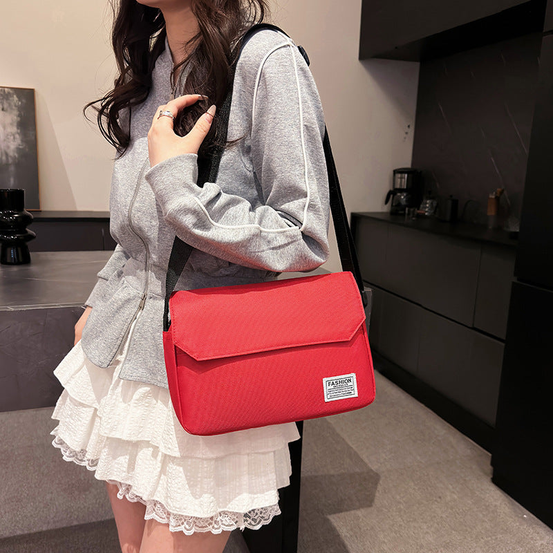 Men's Messenger Bag Fashion Simple Shoulder Bag Large Capacity Waterproof Lightweight Outdoor