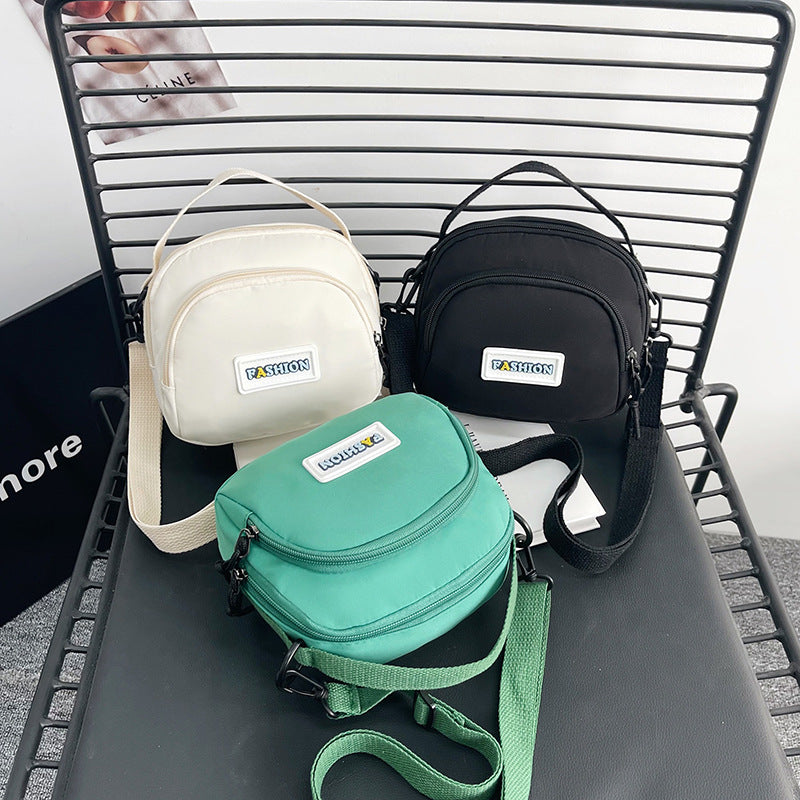Cute Nylon Crossbody Bag for Women, Fashionable Mini Shoulder Bag with Zipper Closure and Multiple Inner Pockets, Perfect for Daily Use and School