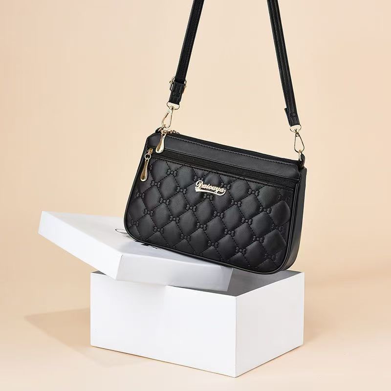 Stylish Quilted Crossbody Bag for Women with Zipper Closure and Multiple Pockets, Perfect for Daily Use and Shopping