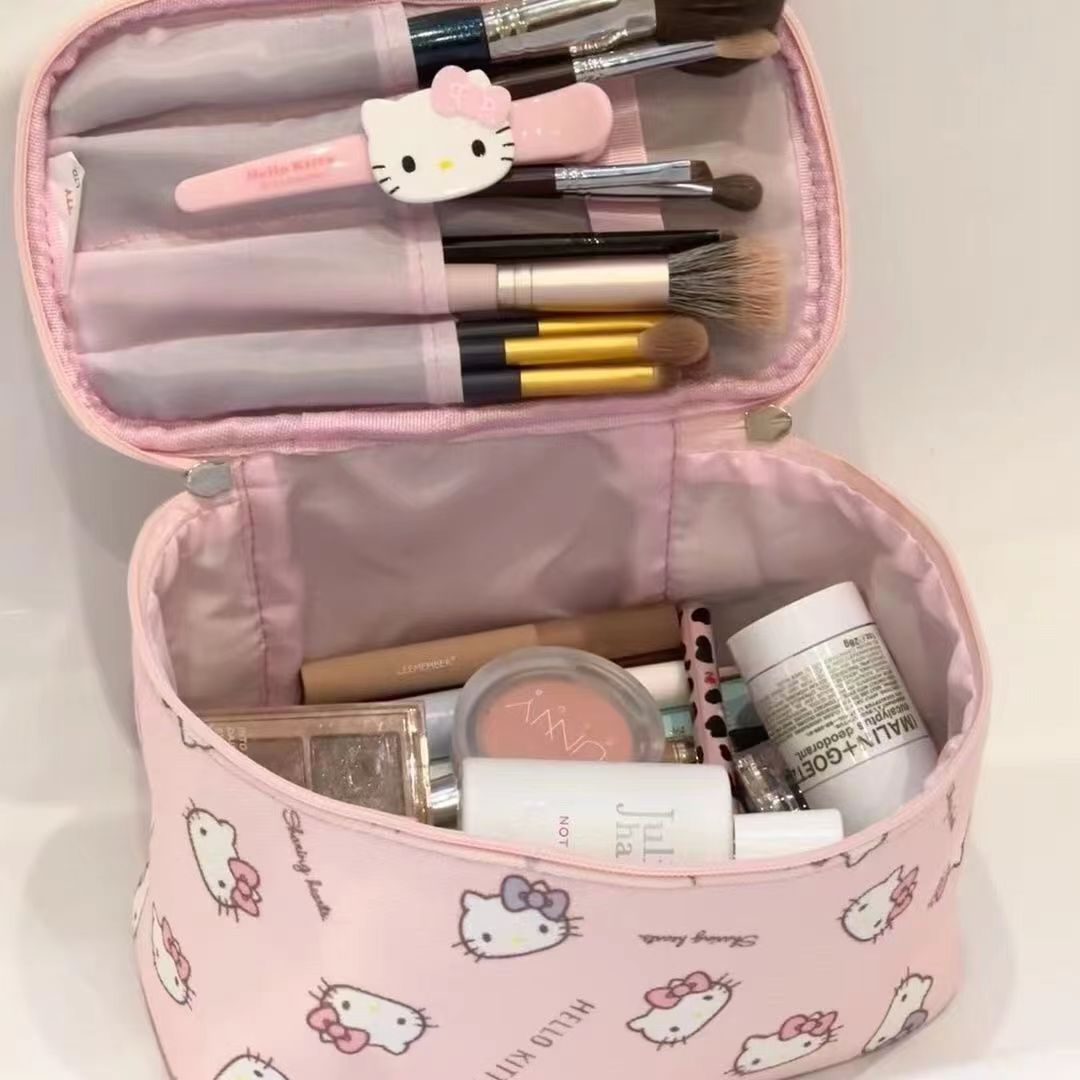Cute Cartoon Print Large Capacity Travel Cosmetic Bag with Zipper Closure for Daily Use and Outdoor Trips