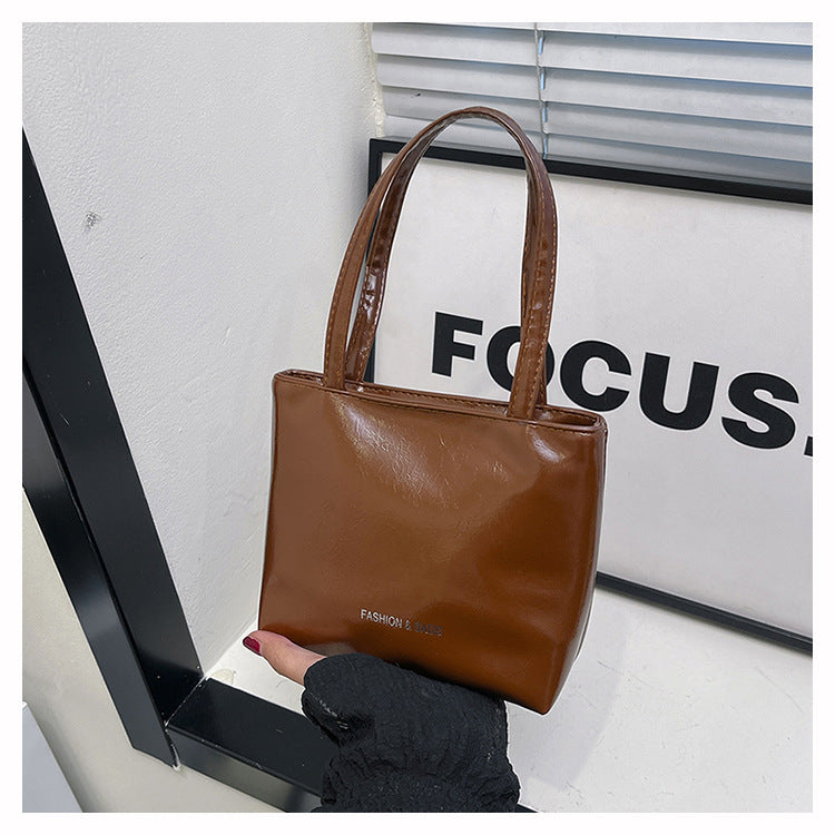 Minimalist Elegant Tote Bag for Women 2025 New Fashion Simple Solid Color Handbag with Magnetic Closure and Stitching Details