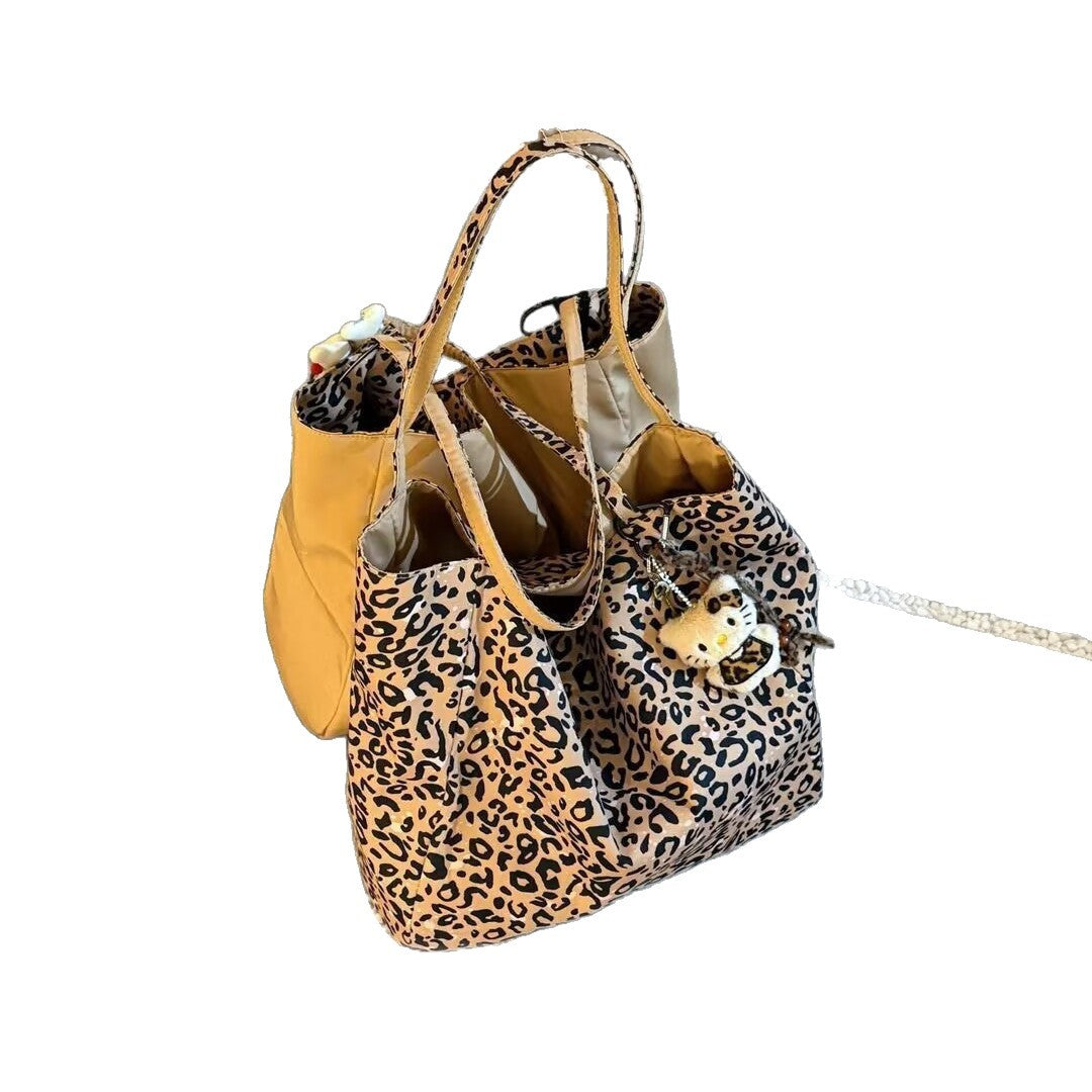 Vintage Leopard Print Reversible Tote Bag with Large Capacity and Fashionable Design for Daily Use