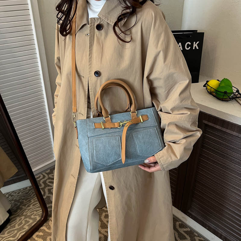 2025 Winter New Korean Style Large Capacity Tote Bag with PU Material and Simple Urban Design, Perfect for Daily Use