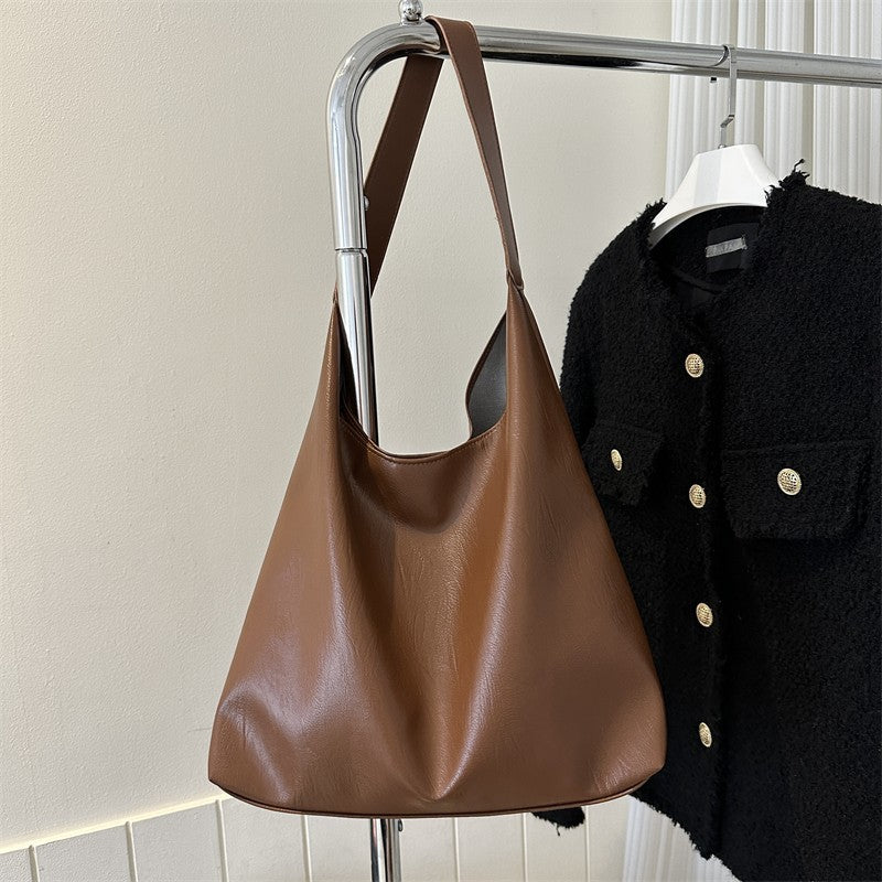 Stylish Large Capacity Shoulder Tote Bag with Magnetic Closure and Soft PU Material for Daily Use