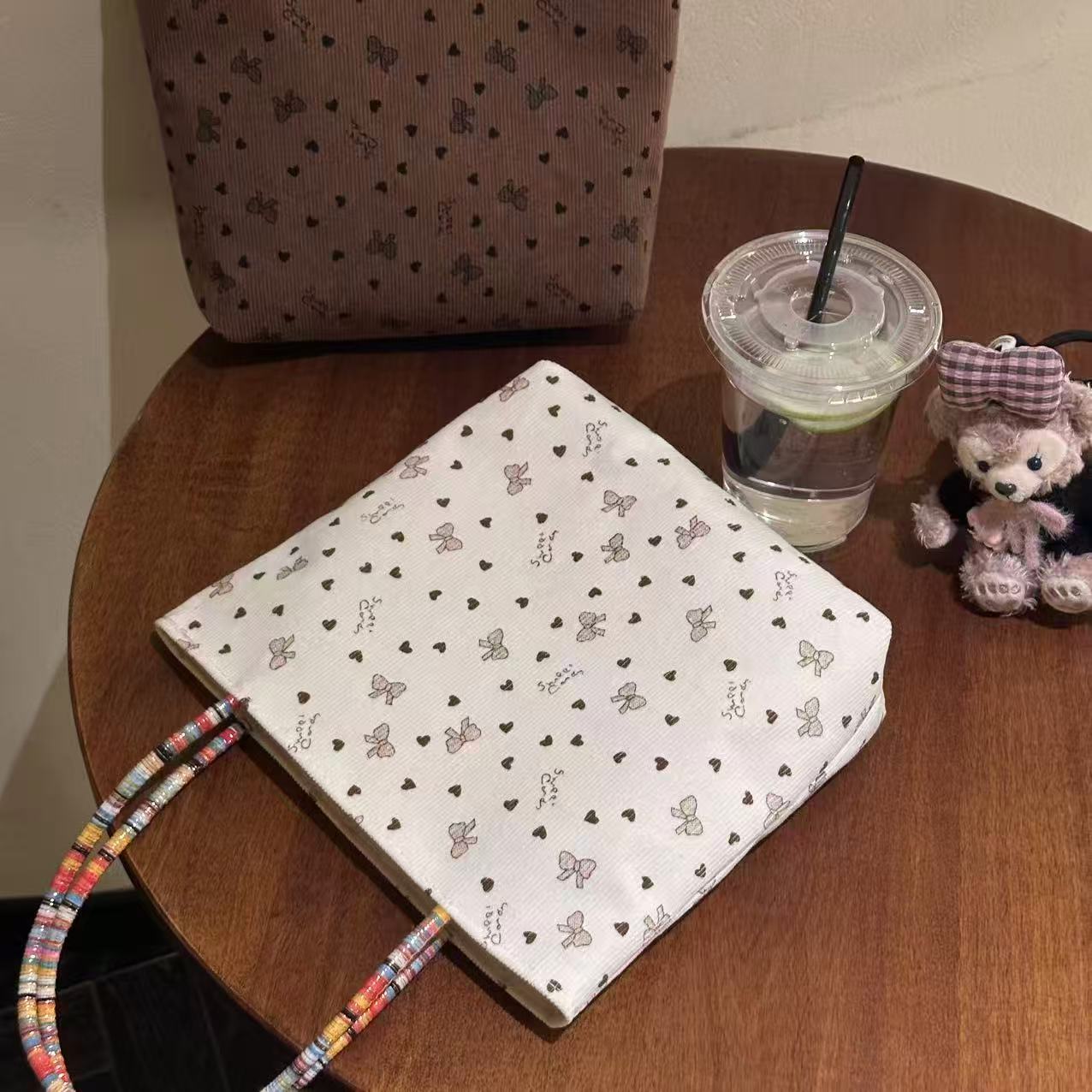 New Fashion Large Capacity Totes Pattern Color Handle Commuter Everyday Joker Practical