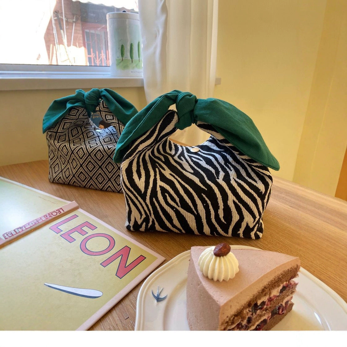 Japanese Style Lunch Bag Women's Work Hand Rabbit Ears Zebra Pattern Students Lunch Box Bags Fashion Lunch Box Bag