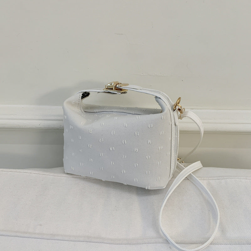 Handbag Women's Beautiful New Summer Simplicity Fashion National Style Light Luxury Temperament Advanced Texture Messenger Bag