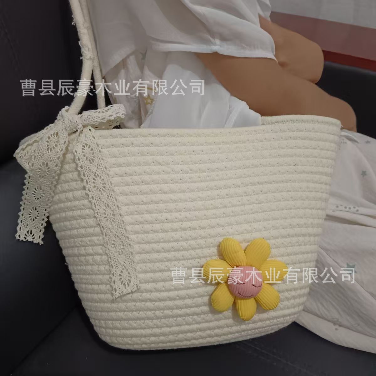 Women's Shoulder Bag Handmade Cotton String Woven Tote Bag Flower Decoration Large Capacity Commuter Travel Beach Handbag