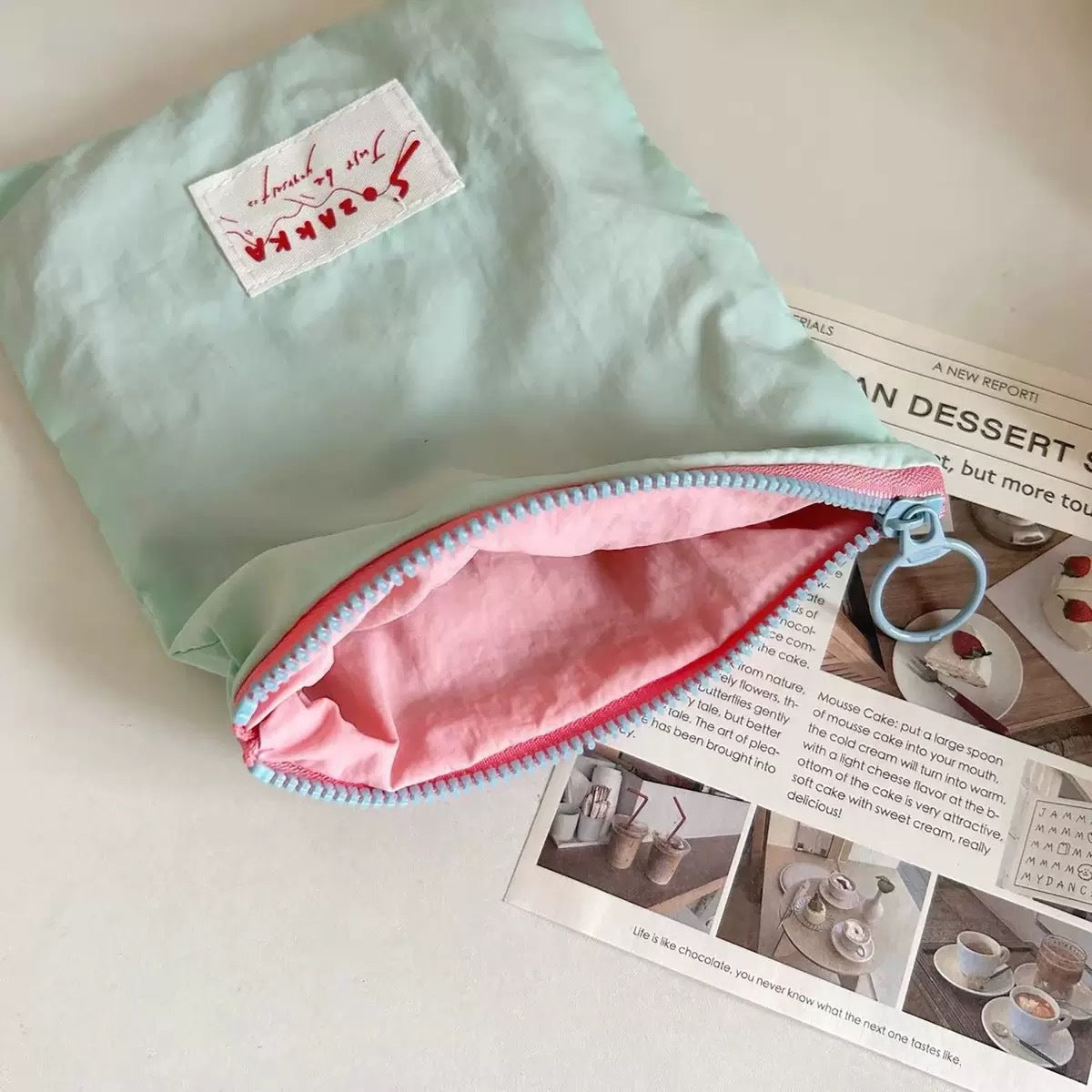 Portable Zipper Cosmetic Bag Simple Design Buggy Bag Thin and Practical Good-looking Cosmetic Storage