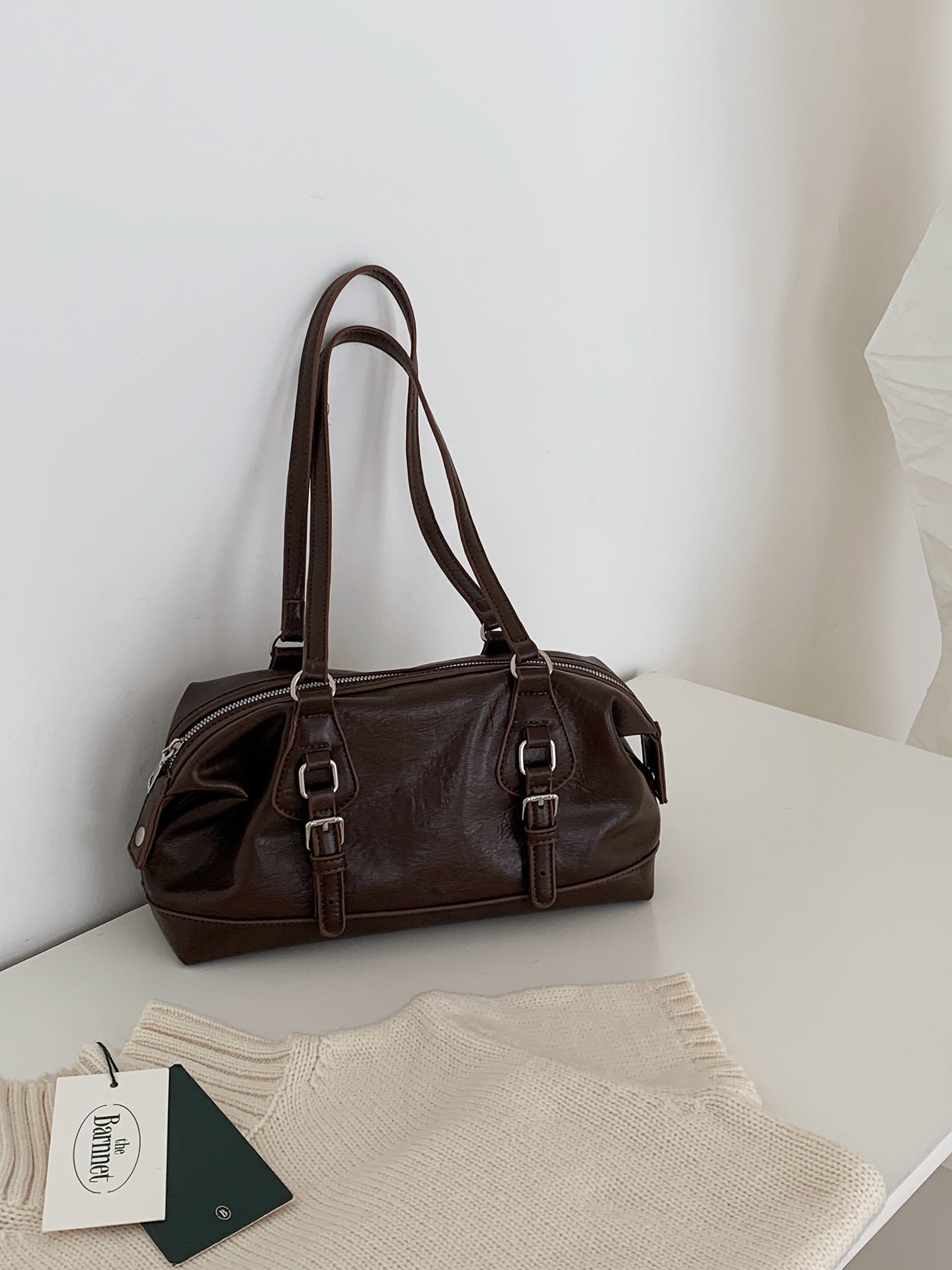 2026 Spring New Fashion Bowling Bag Women's Trendy Ins Style Crossbody Shoulder Bag with Large Capacity and Elegant Design