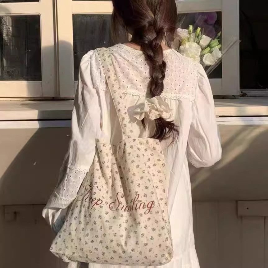 French Floral Letter Canvas Women's Tote Large Capacity Shoulder Bag Women's Leisure Travel Commuter's All-Matching Fashion Style