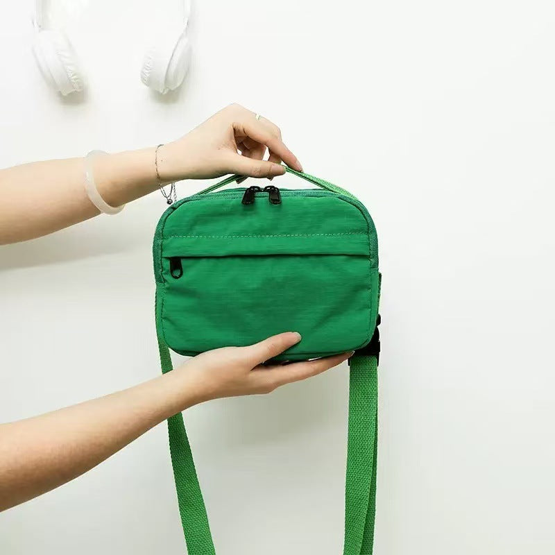 Stylish Nylon Crossbody Bag with Zipper Closure and Multiple Pockets for Daily Use