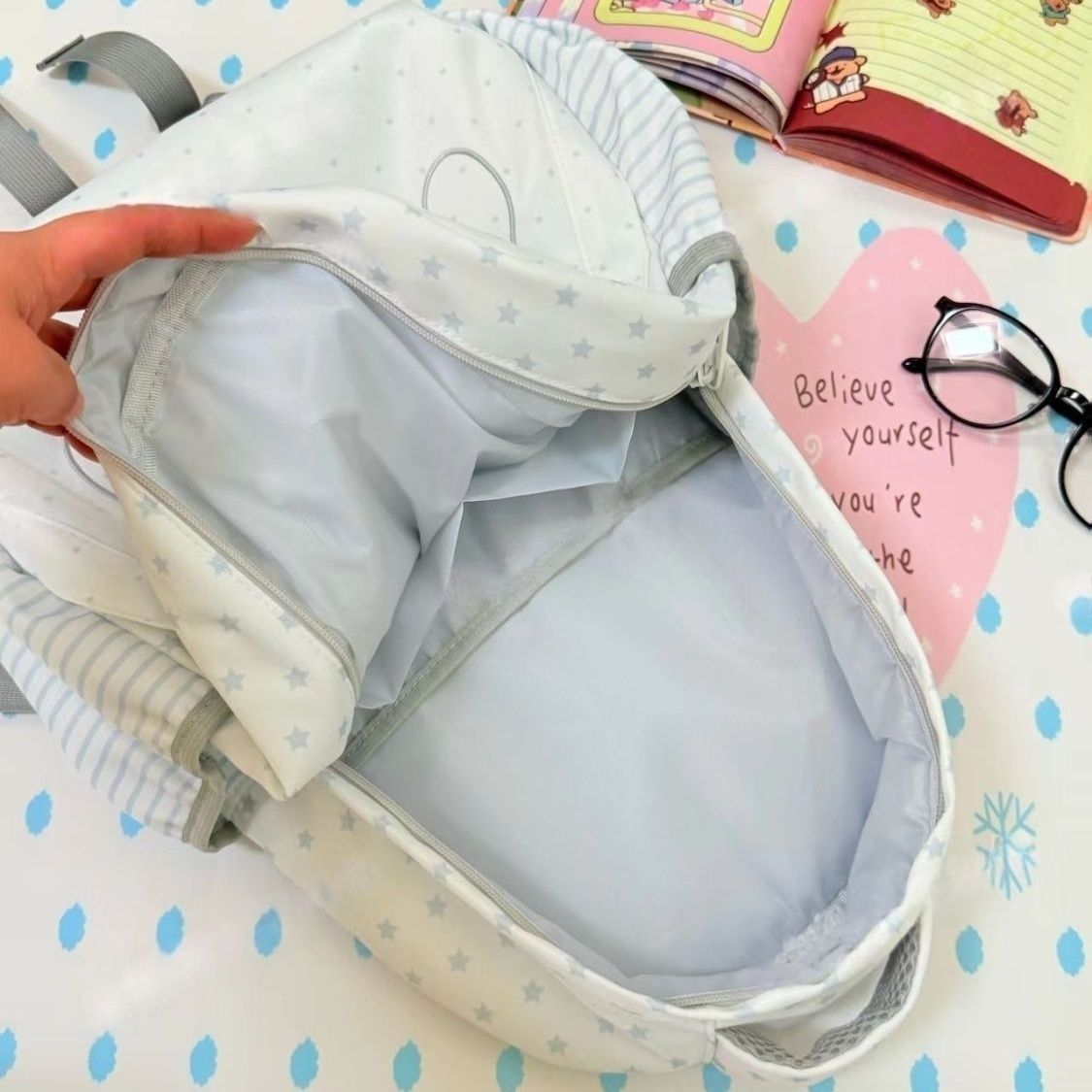 Cute Star Pattern Wings Backpack with Waterproof Design for Students and Daily Use