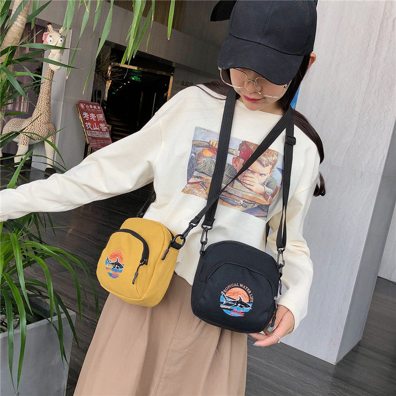 Korean Style Casual Crossbody Bag for Women with Shark Print, Soft Canvas Mini Square Bag with Zipper Closure, Perfect for Students and Daily Use