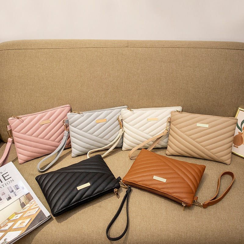 Embroidered Phone Bag for Women Large Capacity New Fashion All-Match Rhombus Clutch