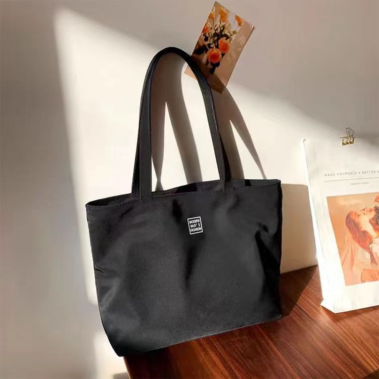 2024 Autumn Fashionable Tote Bag for Women, Large Capacity Waterproof Nylon Shoulder Bag with Zippered Inner Pocket and Open Pockets
